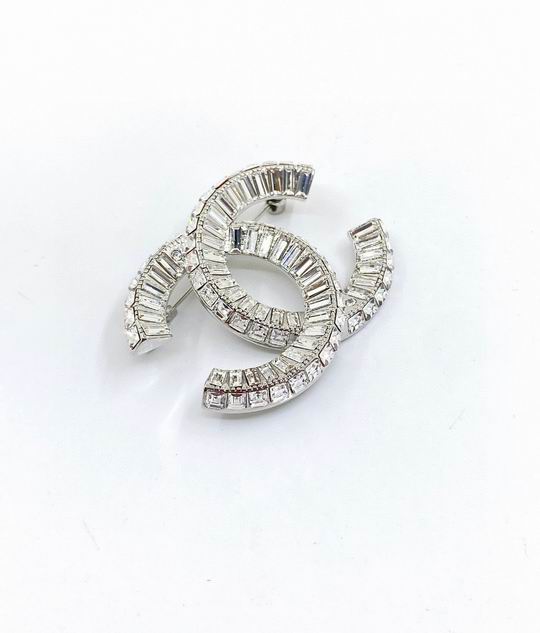 Chanel Brooch 11lyh80